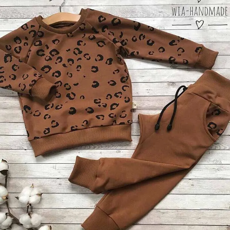 Moda otroška Oblačila Nastavite Deklice Dolg Rokav Obleke Obleke Leopard tiskanja vzorec Žamet Jeseni Plesti džemper+pants2Pcs Obleko