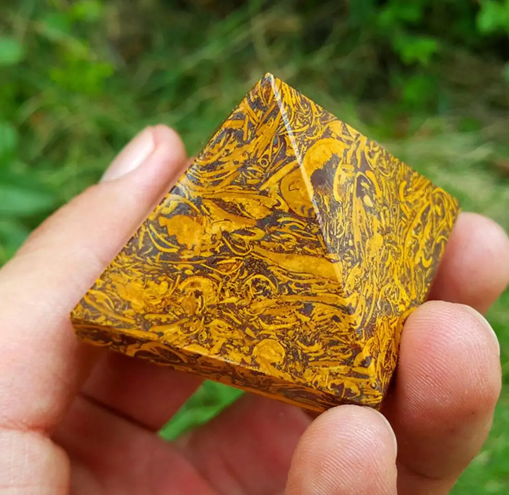 Lepe Naravne Zlati jade crystal Kristal PIRAMIDA