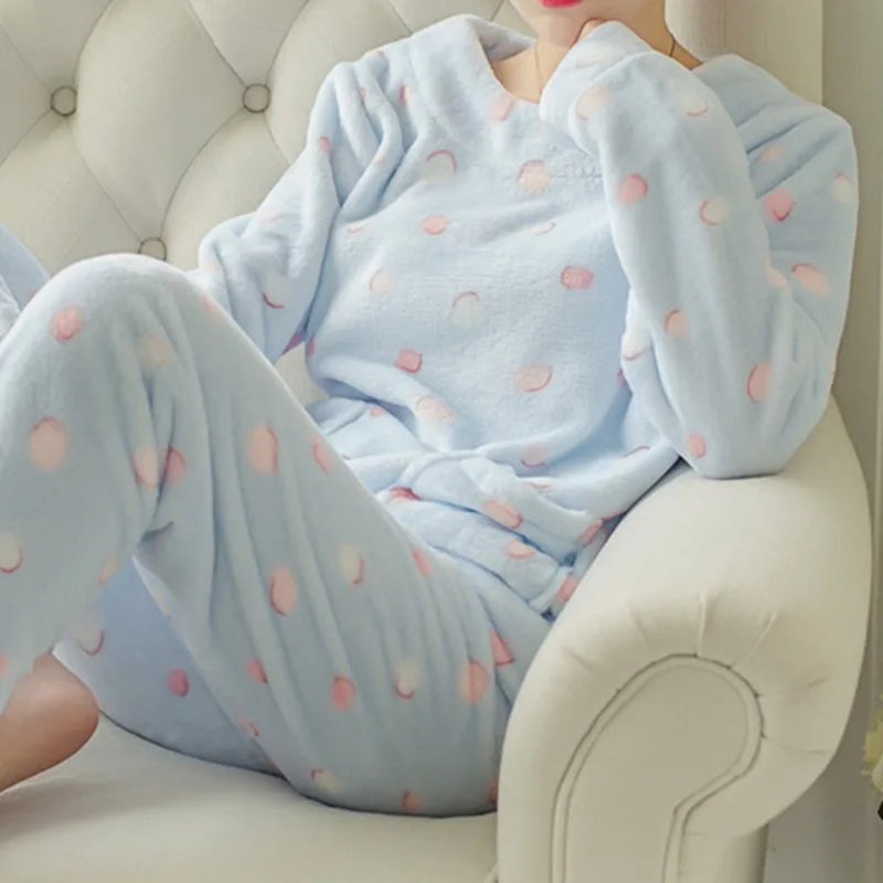 Pozimi Pižamo Ženske Korejski Sleepwear Srčkan Risanka Flanela Pižamo Nastavite Žamet Toplo Pijama Krog Vratu Pyjama Homewear Ženske