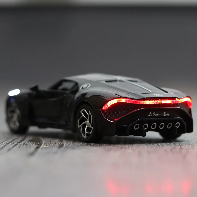 1:32 visoka simulacije dirke športni avto črni avto zlitine modela avtomobila potegnite nazaj avtomobilski zvočni in svetlobni 5 odprta vrata za otroke darilo