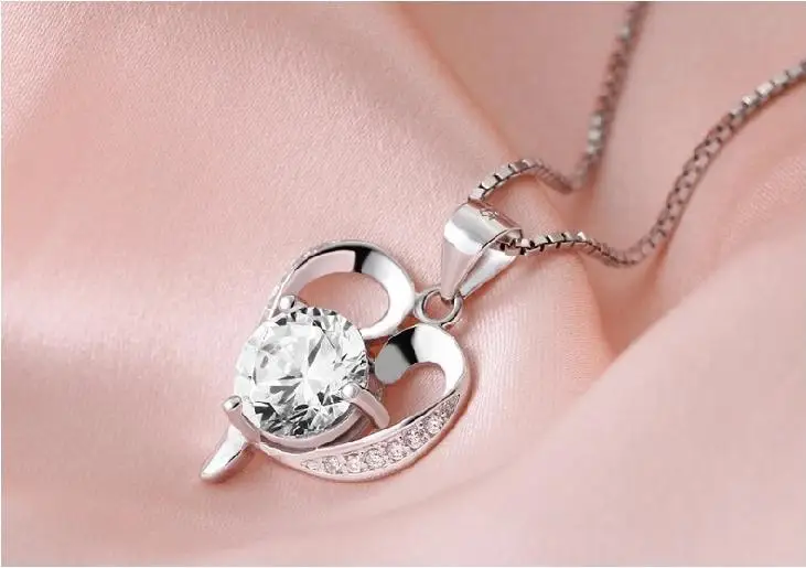 925 sterling srebro vroče prodajo fashion srce sijoče kristalni obesek ogrlice za ženske, nakit, darilo za rojstni dan na debelo