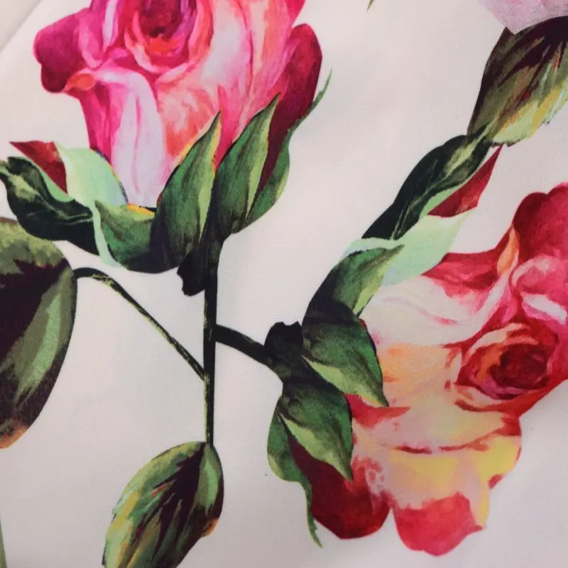 Vroče prodaje 2017 novo modno pomlad in poletje digital print rose saten krep, tkanina za obleko tissu au meter svetlo krpo DIY