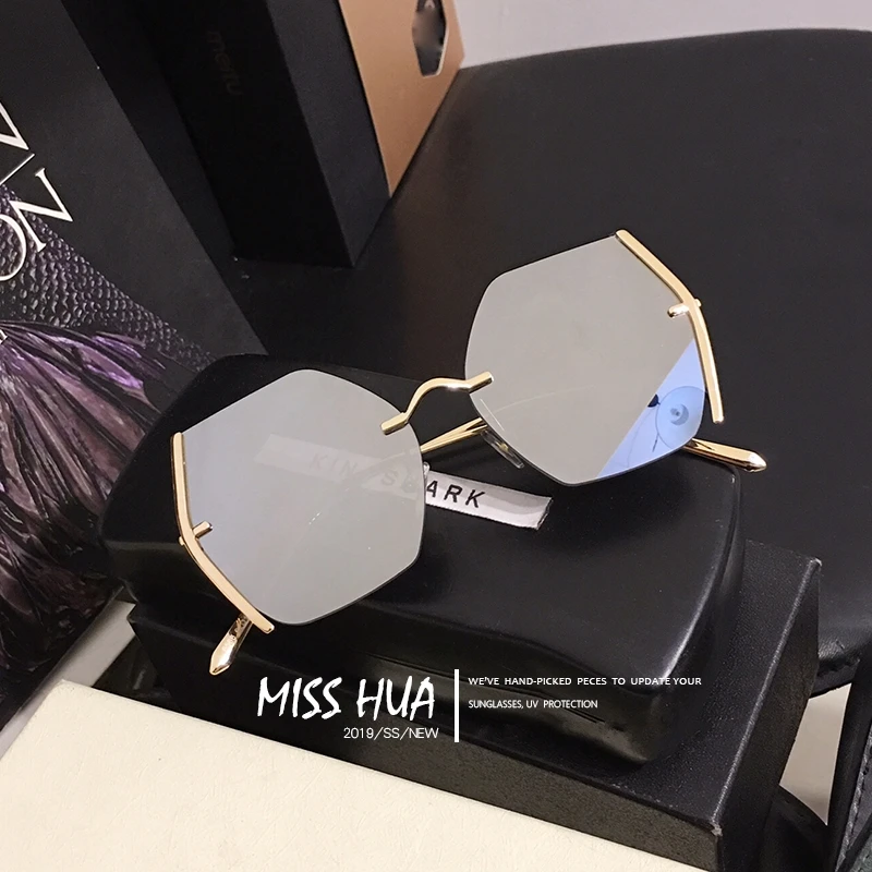 MS 2019 Ženska sončna Očala Znamke Oblikovalec sončna Očala Poletje, Sonce Očala Moda za Ženske Luksuzni Dekoracijo Klasičnih Očal UV400