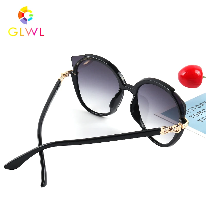 Prevelik Vintage sončna Očala Žensk Očala Mačje Oko 2021 Ženske Luksuzni Sunglass Modnih Stilov Odtenek Ženski Voznik Očala