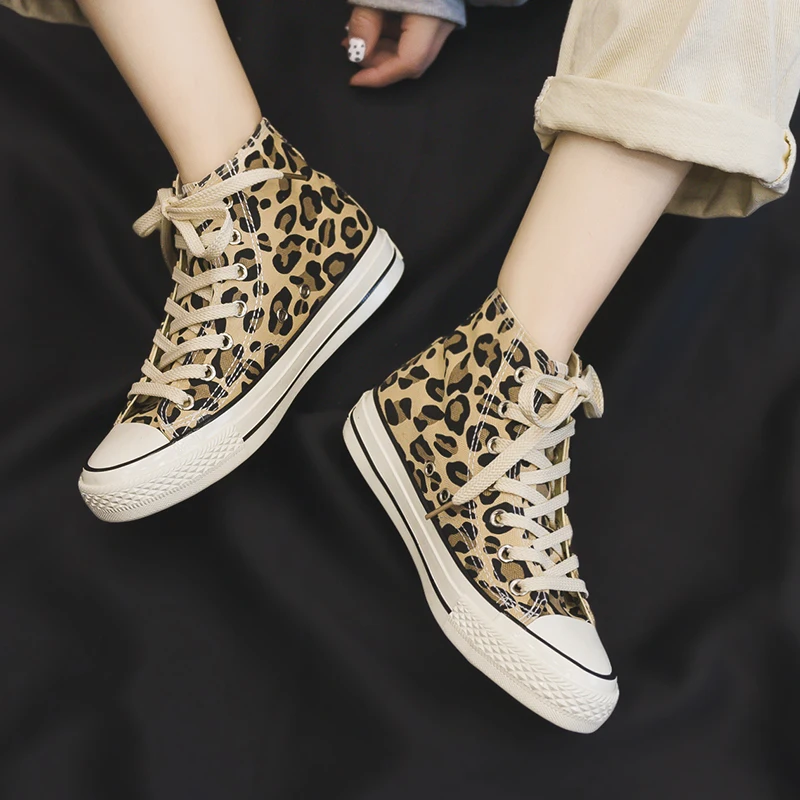 Leopard print čevlji ženske 2021 nov vsestranski Priložnostne visoko top platno čevlji žensk pomlad ravnim dnom študentov 