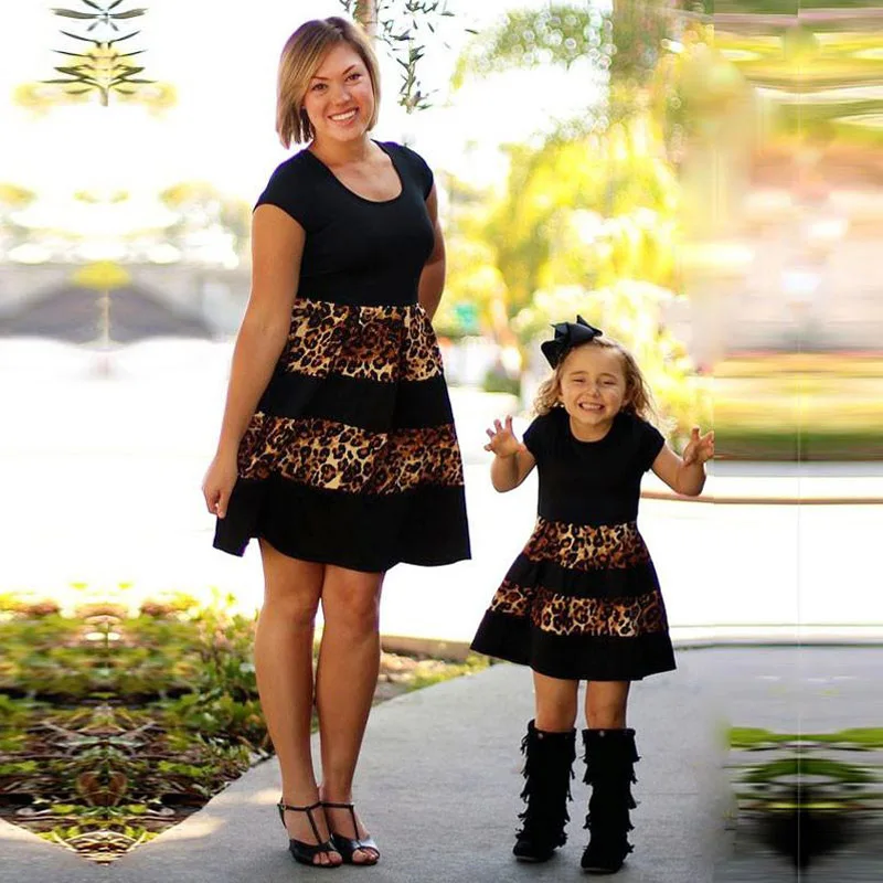 NASHAKAITE Mama in hči ujemanje oblačila Kratek Rokav Leopard Mozaik Mini Obleka za Mati hči obleke Družino Videz
