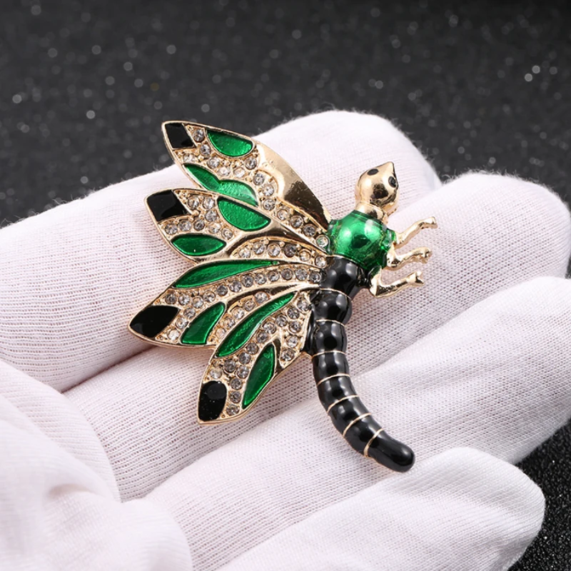Brezplačna dostava modne dame novo nakit dekle, ženo, darilo stranka osebnost cinkove zlitine dragonfly temperament divje broška