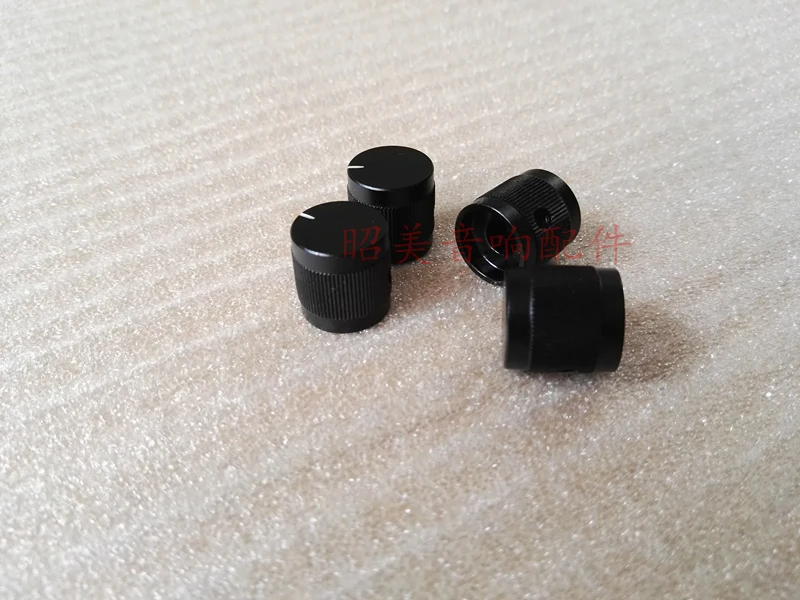 Srebrna / črna Premera 15 mm višina 15 mm Vzorec trak Polno aluminija trdna gumb HI-fi Ojačevalec glasnosti gumb za Potenciometer gumb