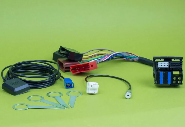 Plug & play adapter za natikanje kit za Audi A3, A4, A6 RNS-E Bose
