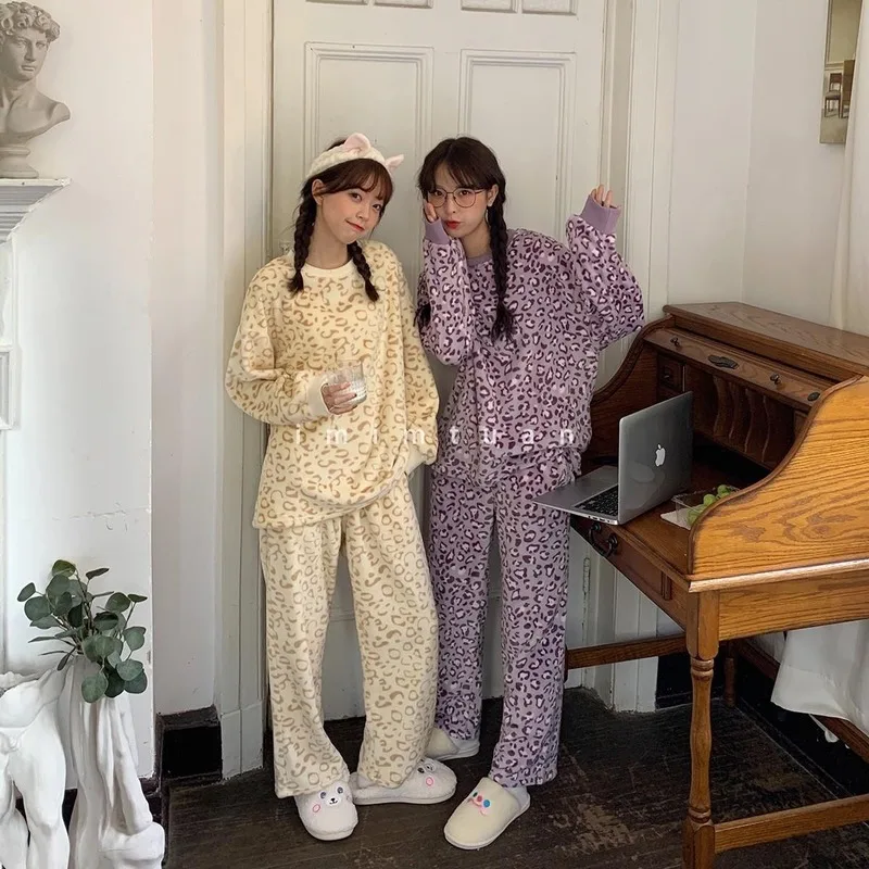 Toplo Pižamo za Ženske Coral Runo Zimske Ženske Pižame Leopard Domov Oblačila za Ženske Koralni Žamet Sleepwear Nastavite Pijamas Mujer