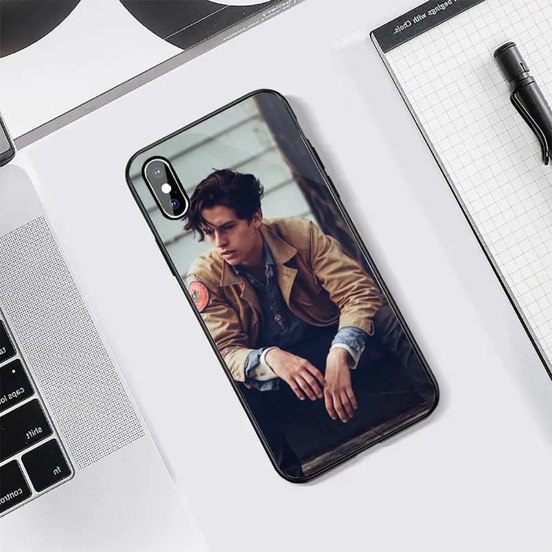 Ameriške TV Riverdale Serije Cole Sprouse Telefon Primeru Kaljeno steklo Za iphone 5C 6 6S 7 8 plus X XS XR 11 PRO MAX