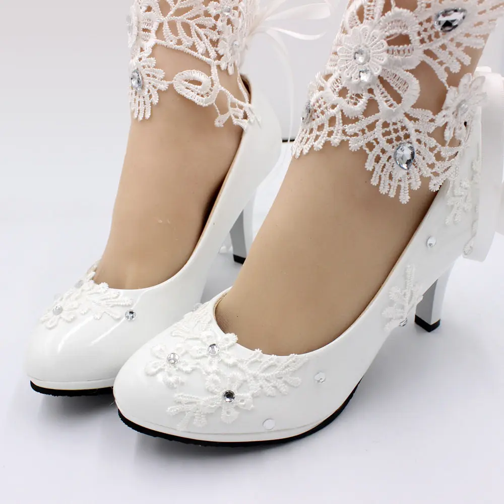 Ženske bele visokih petah poročni čevlji ženske čevlje čipke nevesta cvet čevlji ženske čevlje plitvo čevlji za 4,5 / 8 cm velikost 42