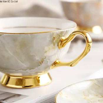 Visoko-kakovostni razred zlato kosti kitajske skodelico kave sklop angleški Rdeči Čaj Pokal Celinski Keramično Skodelico Kave Krožnik Popoldanski Čaj Pokal